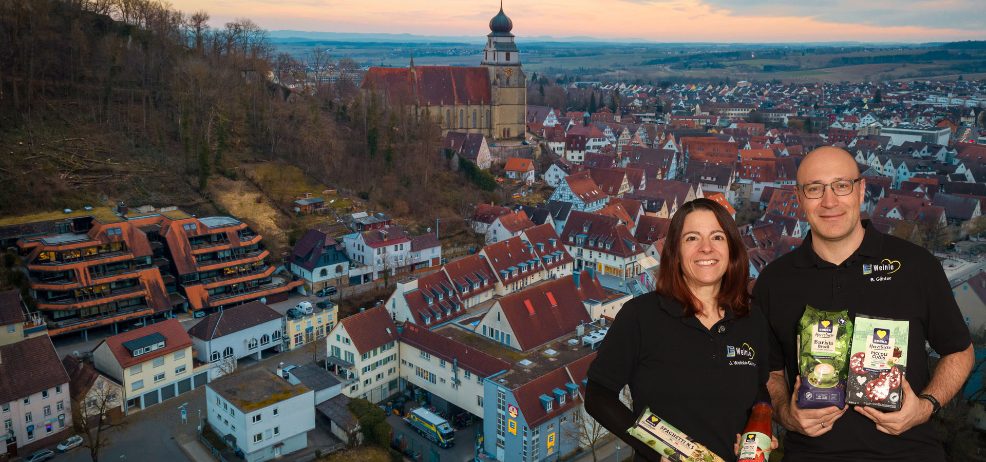 Panorame von Herrenberg mit Ehepaar Weinle-Günter im Vordergrund